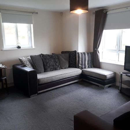 Ferienwohnung Pond View Airdrie Exterior foto